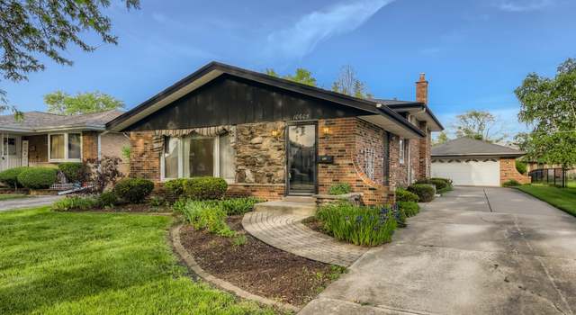Photo of 10605 Laramie Ave, Oak Lawn, IL 60453