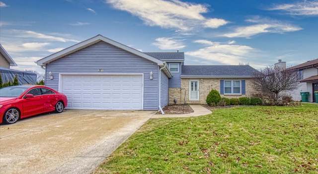 Photo of 1111 Home Ct, Shorewood, IL 60404