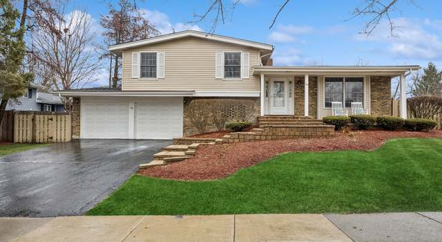 Photo of 116 Blueberry Rd, Libertyville, IL 60048