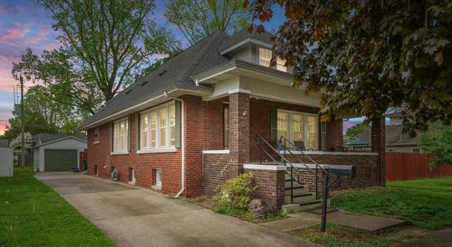 Photo of 208 E Sale St, Tuscola, IL 61953
