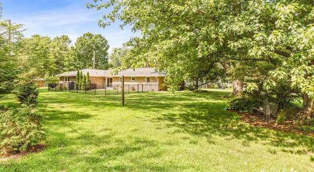 Photo of 1843 Bittersweet Dr, St. Anne, IL 60964