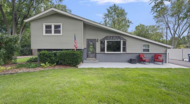 Photo of 1011 Kohley Rd, Lisle, IL 60532