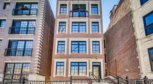 Photo of 831 W Buckingham Pl #4, Chicago, IL 60657