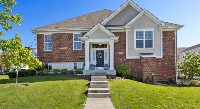 Photo of 4404 Monroe Ct, Naperville, IL 60564