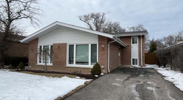 Photo of 1707 Clavey Rd, Highland Park, IL 60035