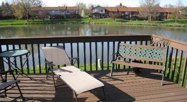 Photo of 8934 Clearview Dr, Orland Park, IL 60462