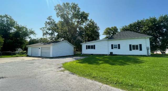 Photo of 517 S Main St, Gifford, IL 61847