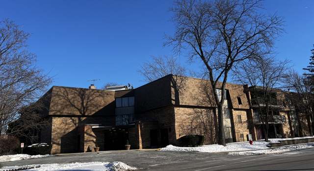 Photo of 907 S Williams St #202, Westmont, IL 60559