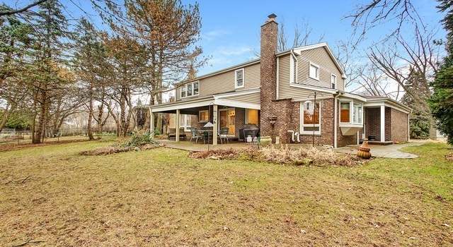 Photo of 2440 Rebecca Ln, Glenview, IL 60026