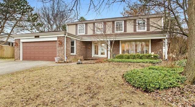 Photo of 2440 Rebecca Ln, Glenview, IL 60026