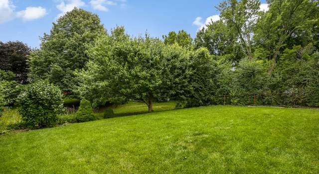 Photo of 1118 Needham Rd, Naperville, IL 60563