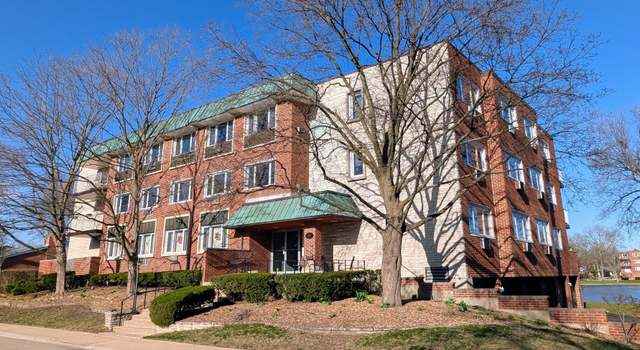 Photo of 101 N Peartree Ln #201, Arlington Heights, IL 60004