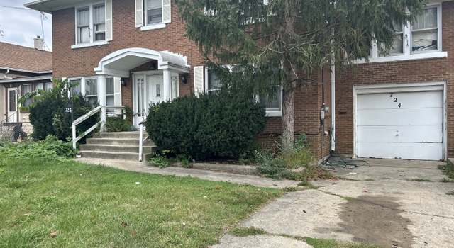 Photo of 724 Richards St, Joliet, IL 60433