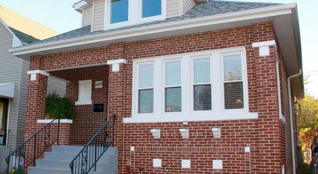 Photo of 5029 W Addison St, Chicago, IL 60641
