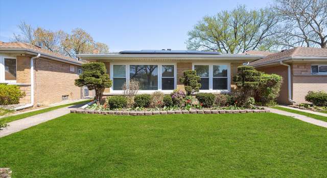 Photo of 8437 Latrobe Ave, Skokie, IL 60077