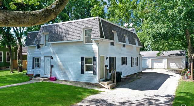 Photo of 525 Mckee St, Batavia, IL 60510