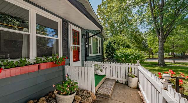 Photo of 1807 Forrest Blvd, St. Charles, IL 60174