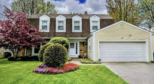 Photo of 9 Altoona Ct, Vernon Hills, IL 60061