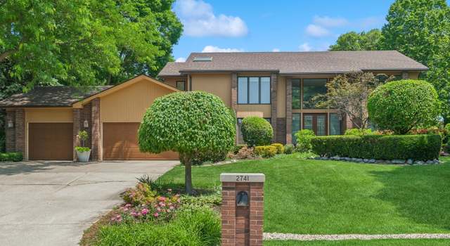 Photo of 2741 Acacia Ter, Buffalo Grove, IL 60089