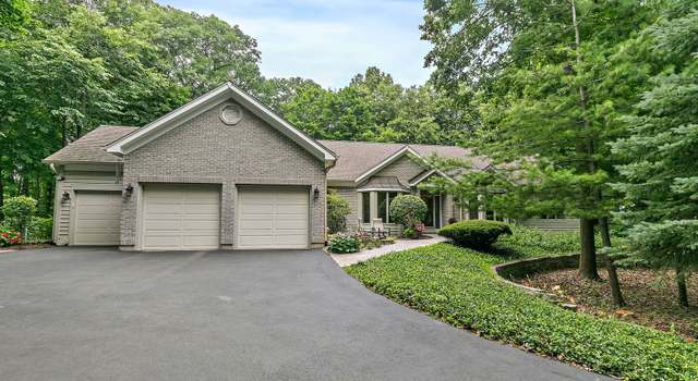 Photo of 8N644 Wood Bridge Ln, Elgin, IL 60124