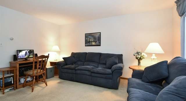 Photo of 1227 Towncrest Dr Unit B, New Lenox, IL 60451