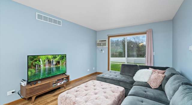 Photo of 772 Terrace Ct Unit L, Elgin, IL 60120
