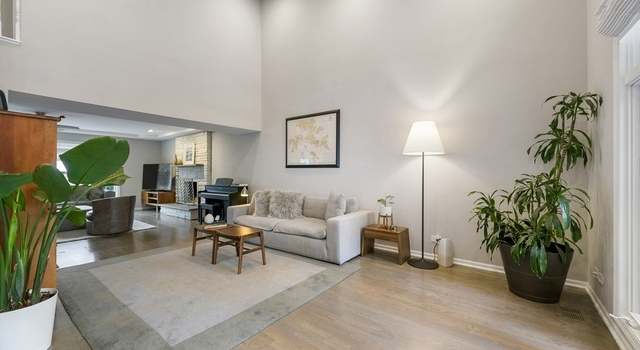 Photo of 6218 N Navajo Ave, Chicago, IL 60646