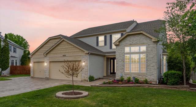 Photo of 10650 Painted Desert Ct, Huntley, IL 60142
