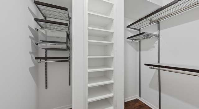 Photo of 1122 N Clark St #1002, Chicago, IL 60610