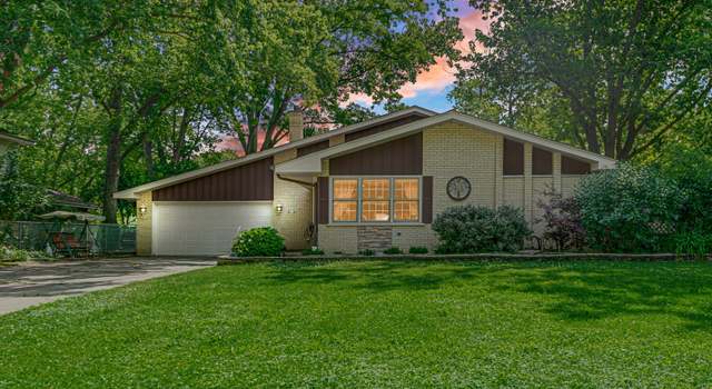 Photo of 13007 S Oak Park Ave, Palos Heights, IL 60463