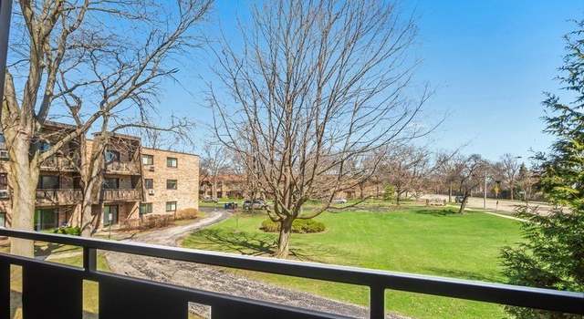 Photo of 2604 N Windsor Dr #206, Arlington Heights, IL 60004