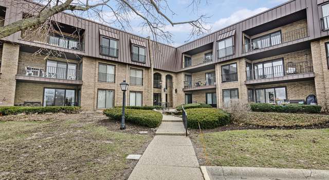 Photo of 2 The Court Of Harborside Ct #206, Northbrook, IL 60062