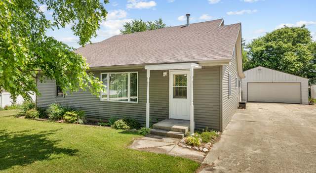 Photo of 410 West St, Kingston, IL 60145