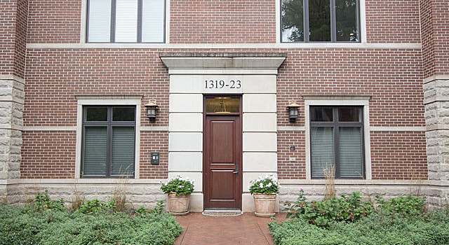 Photo of 1323 MAPLE Ave Unit 2NE, Evanston, IL 60201