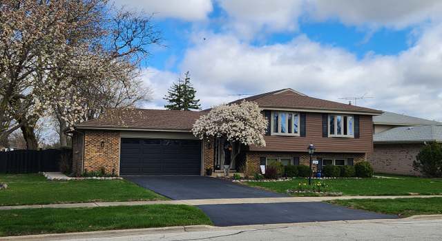 Photo of 1016 W Willow Ln, Mount Prospect, IL 60056