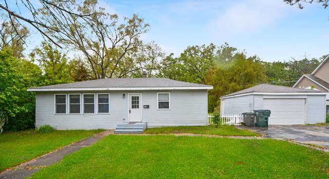 Photo of 904 Warrior St, Round Lake Heights, IL 60073