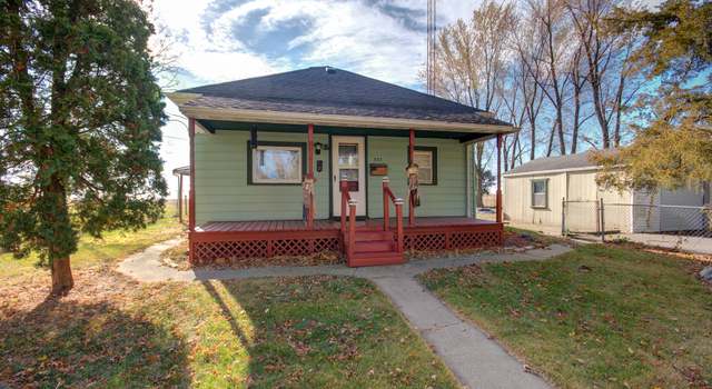 Photo of 323 Emmett St, Kinsman, IL 60437