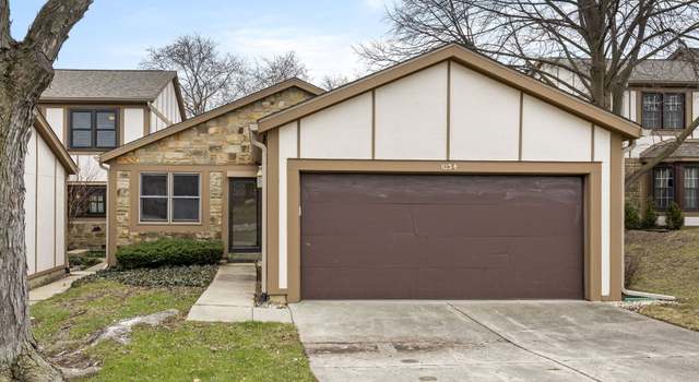 Photo of 1034 Oakview Dr, Wheaton, IL 60187