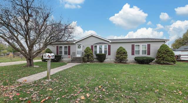 Photo of 25 Elm St, South Wilmington, IL 60474