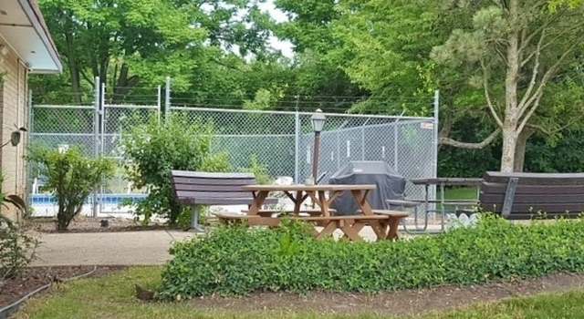 Photo of 7221 Wolf Rd #209, Indian Head Park, IL 60525