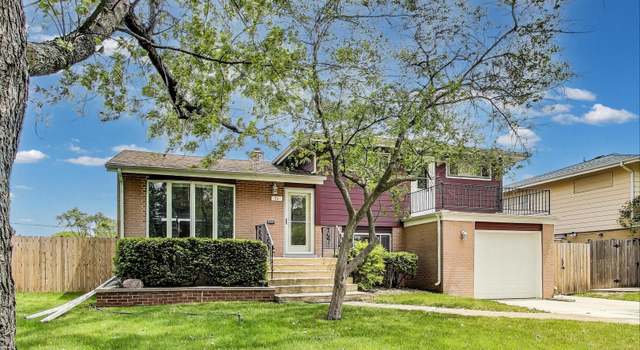 Photo of 51 Julie Dr, Glenview, IL 60025