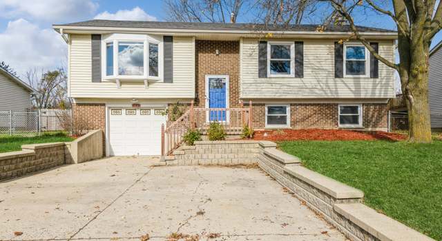 Photo of 980 Brush Hill Ln, Lake Zurich, IL 60047