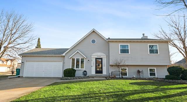 Photo of 3302 Traymore Dr, Joliet, IL 60431
