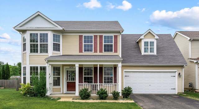 Photo of 1632 Victoria Park Cir, Aurora, IL 60504