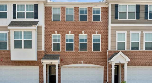 Photo of 15 Timber Wolf Dr, Wheeling, IL 60090