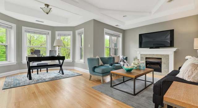 Photo of 4751 N Beacon St #3, Chicago, IL 60640