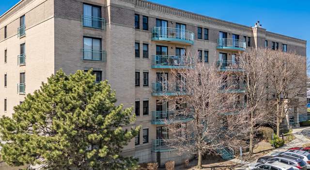 Photo of 4757 Howard St #104, Skokie, IL 60076