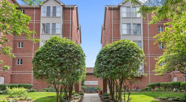 Photo of 17 E Hattendorf Ave #205, Roselle, IL 60172