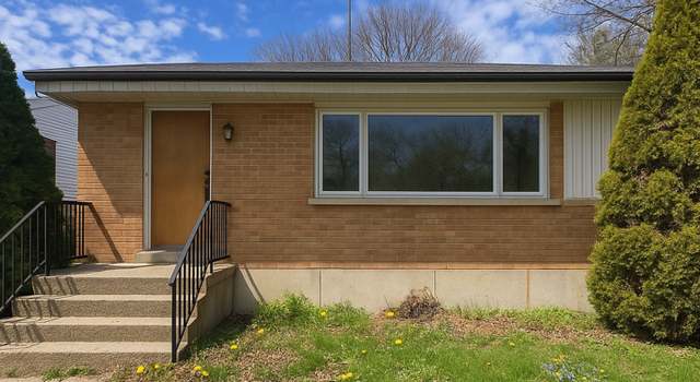 Photo of 112 Burton Ave, Waukegan, IL 60085