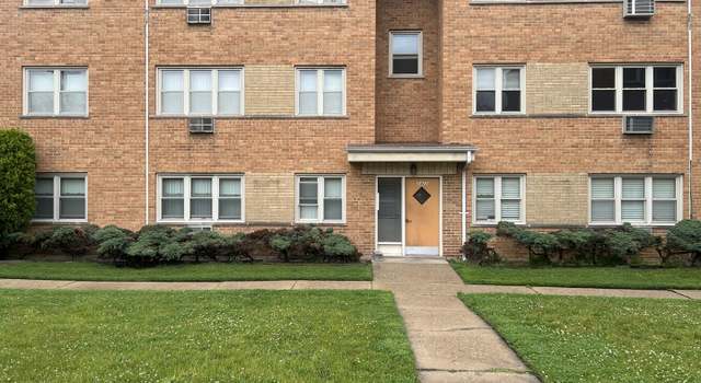 Photo of 2422 W Berwyn Ave #309, Chicago, IL 60625